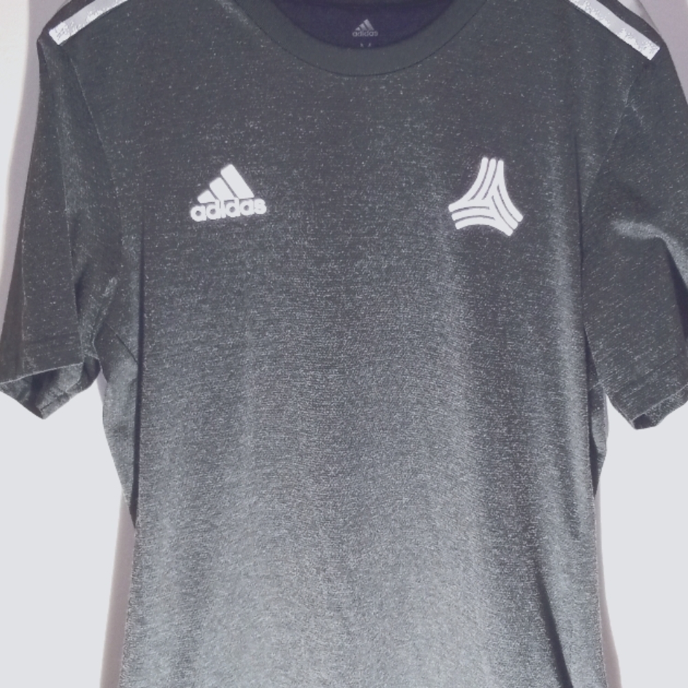 Adidas men's short sleeve t-shirt. Charcoal gray size medium.